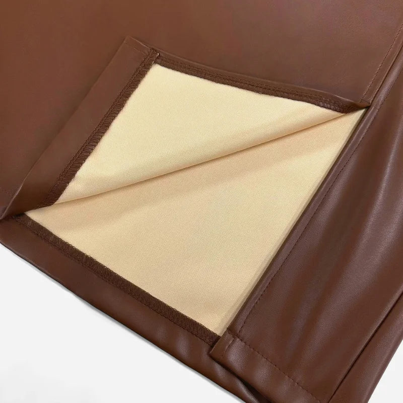 Saia - Midi Couro Marrom com Fenda