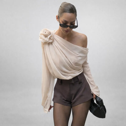 Blusa - Gola Assimétrica