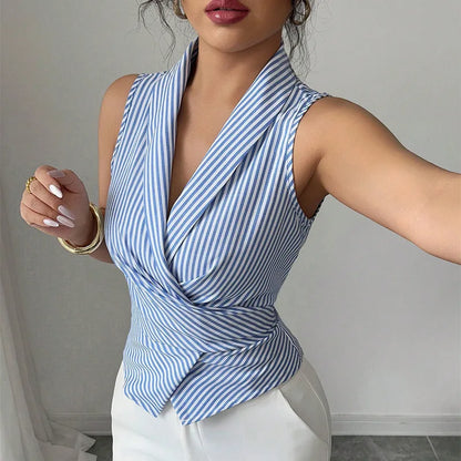 Camisa - Listrada Gola V com Amarração nas Costas