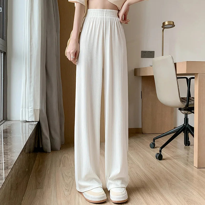 Calça - Pantalona Plissada Cintura Alta