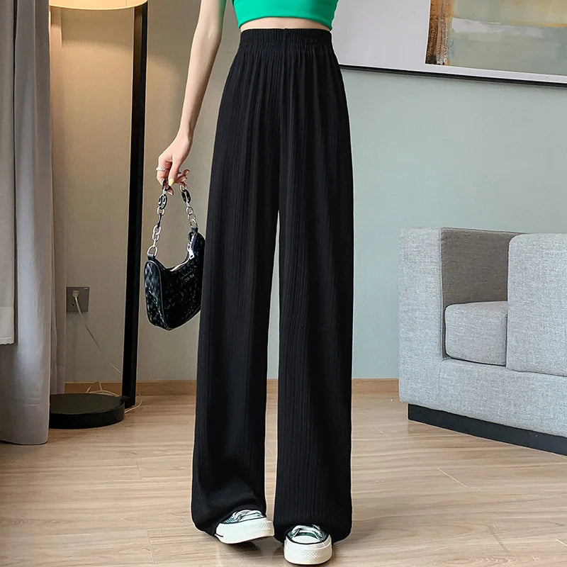 Calça - Pantalona Plissada Cintura Alta