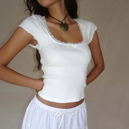 Blusa - Decote Quadrado com Renda